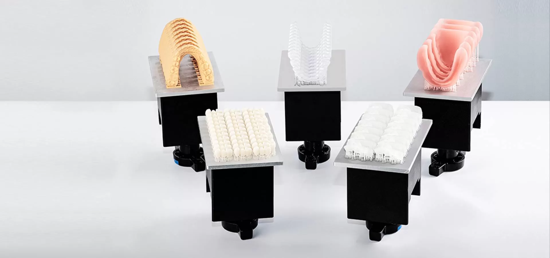 Résines d'impression 3D de haute précision pour les laboratoires et les pratiques dentaires